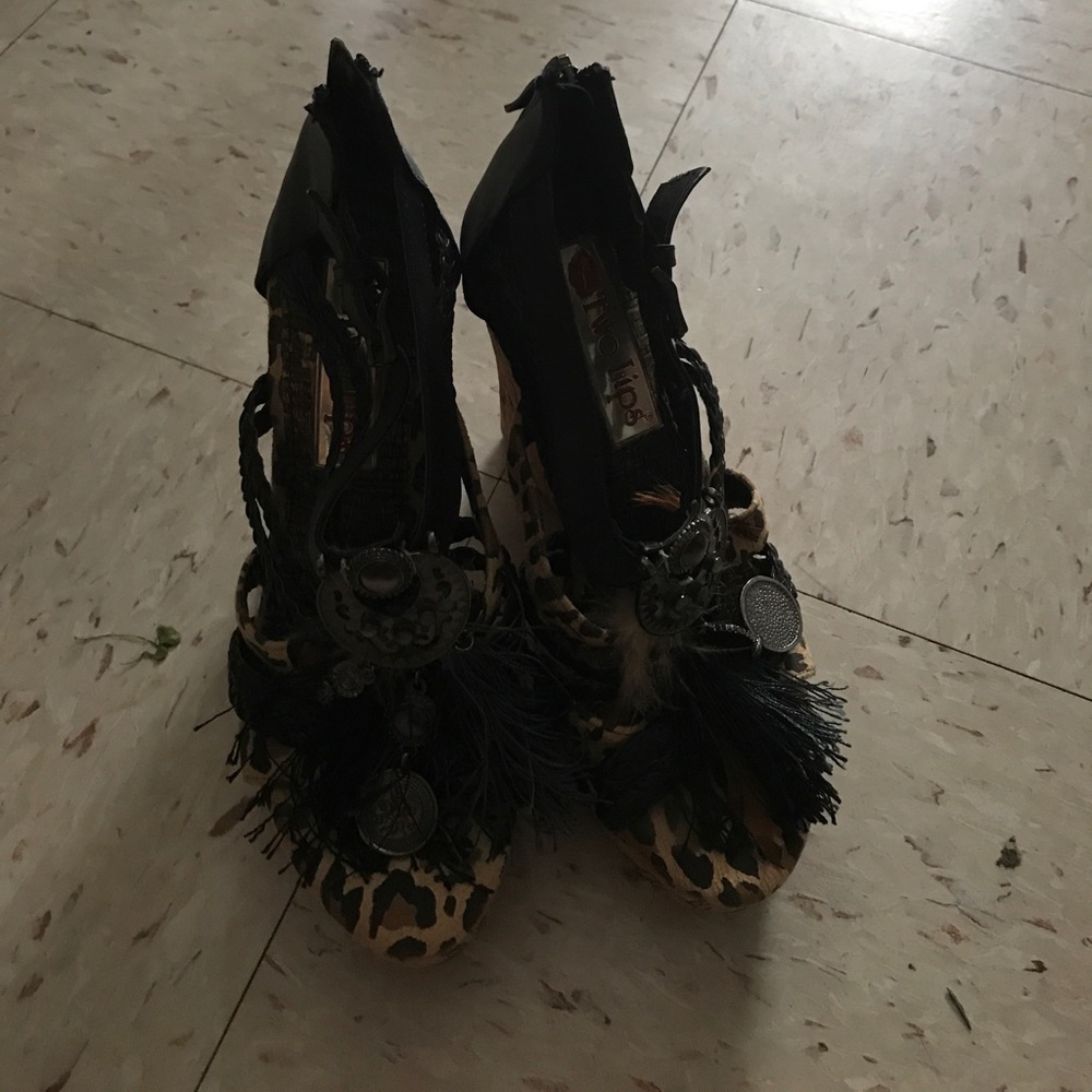 Shoes