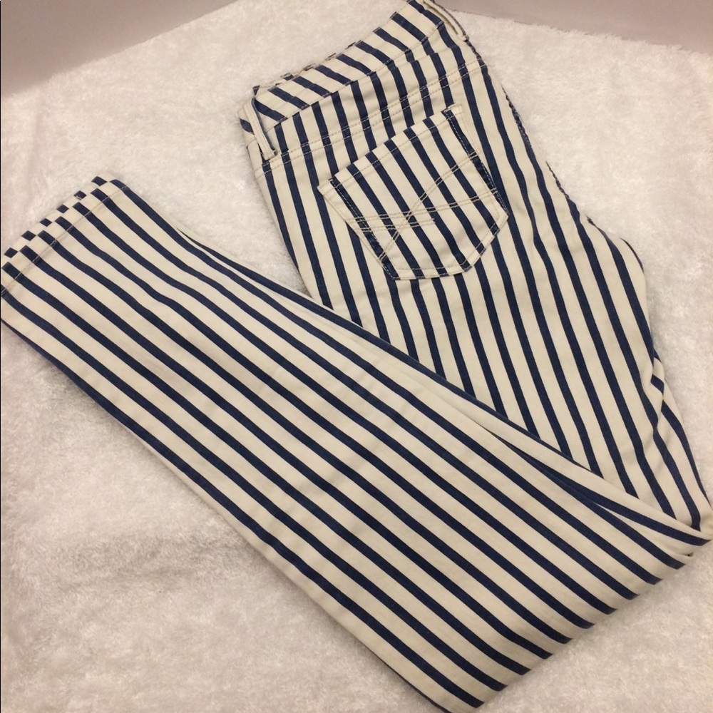 NWOT Aeropostale size 7/8 striped skinny jeans