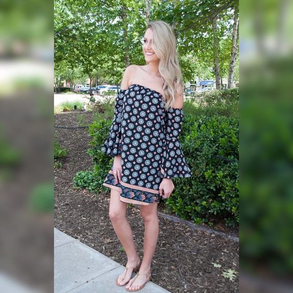 Sale!  Off the shoulder Boho dress - Picture 3 of 6