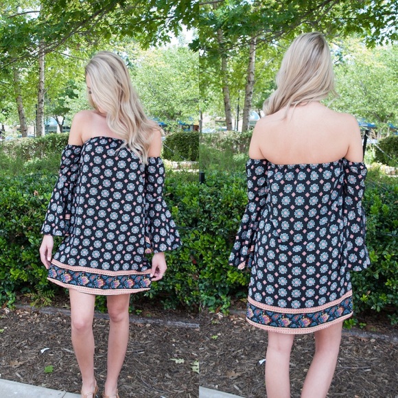 Sale!  Off the shoulder Boho dress - Picture 6 of 6