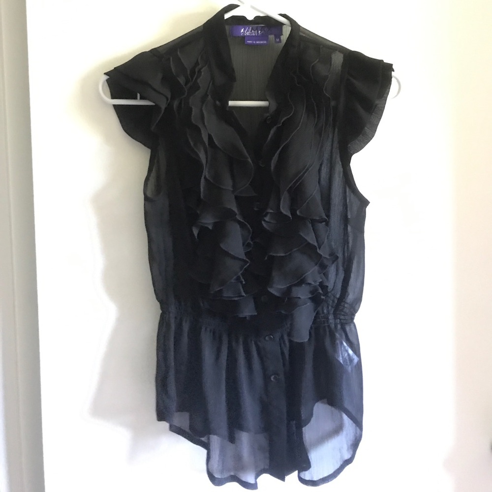 Sheer Miley Cyrus top