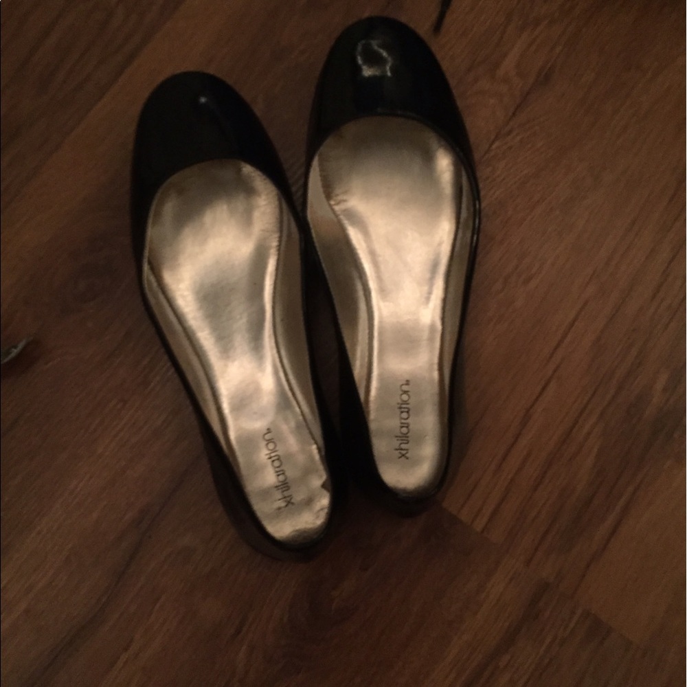 Shiny Black Flats