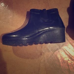 Size 10 Sperry Wedges rain boots