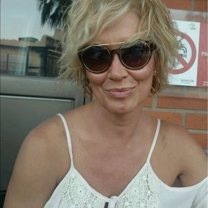 Meet your Posher, Margit