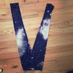 Galaxy leggings, size medium