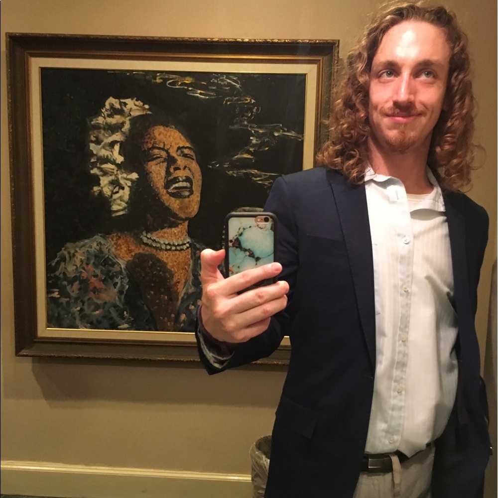 Meet your Posher, Devin