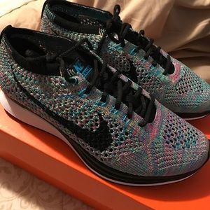 BRAND NEW FLYKNIT RACERS