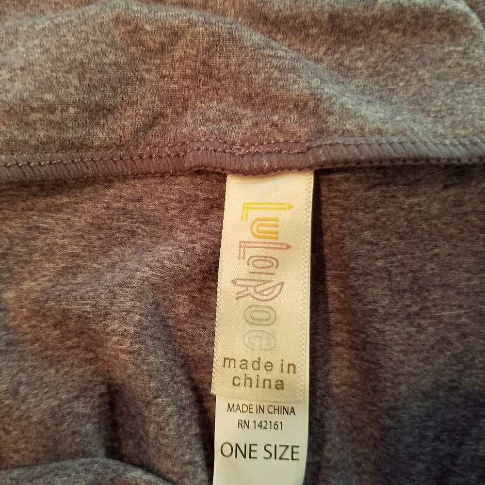 Brand new never worn lularoe one size leggings