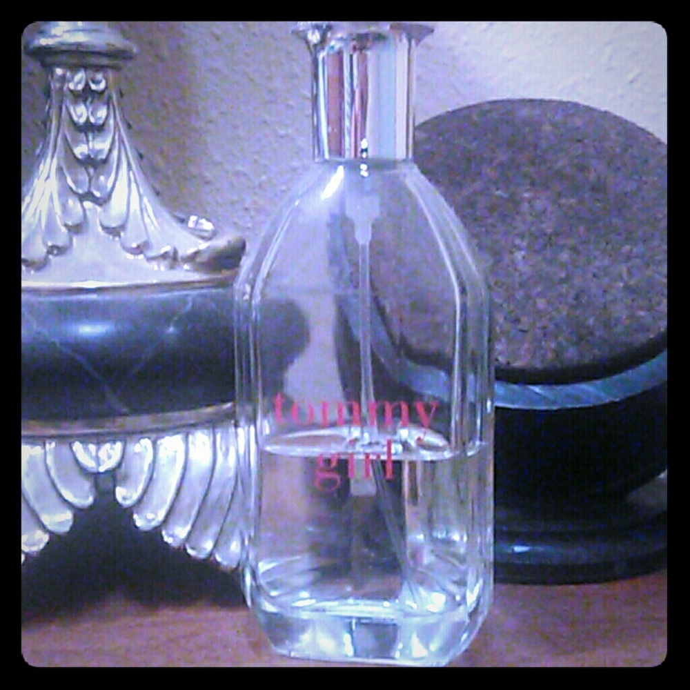Tommy Girl perfume