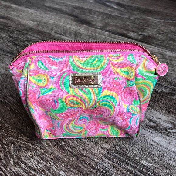 Lilly Pulitzer Handbags - Lilly Makeup Bag