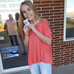 Meet your Posher, Lauren