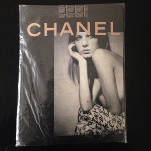 Chanel tights