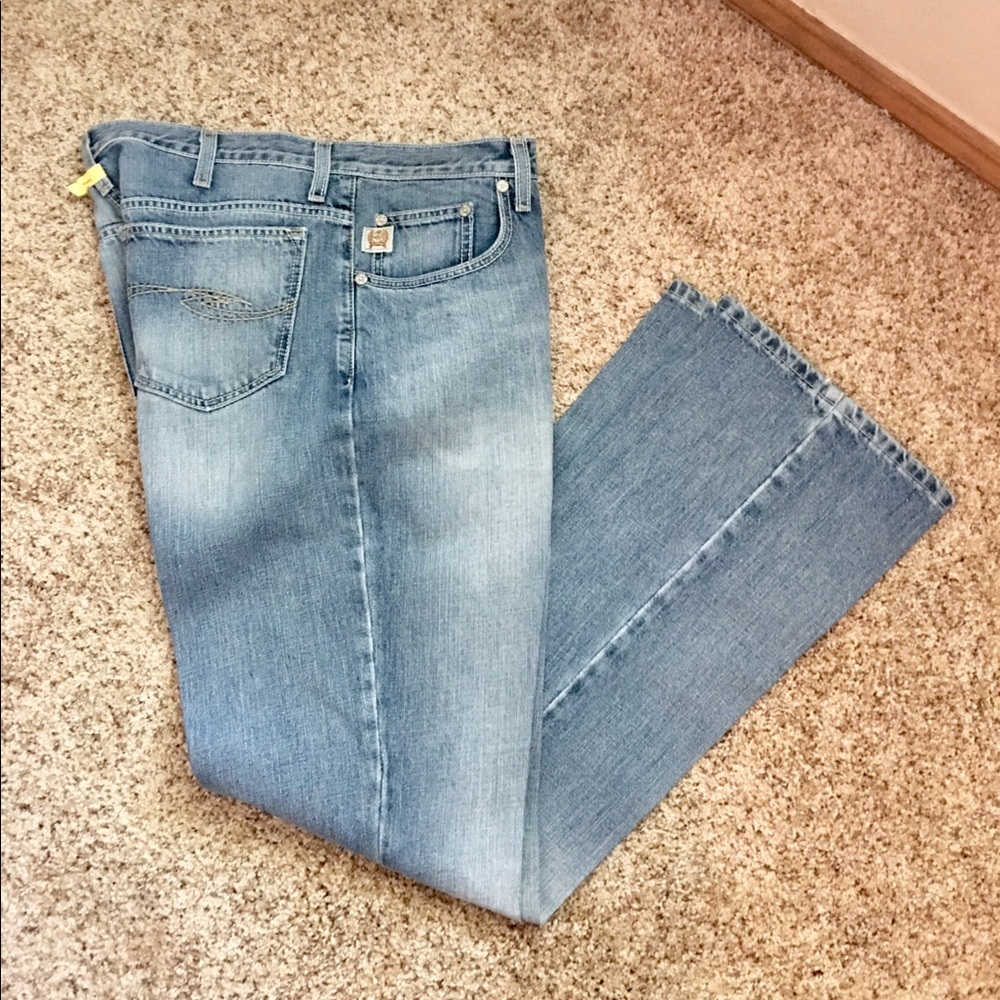 Cinch jeans