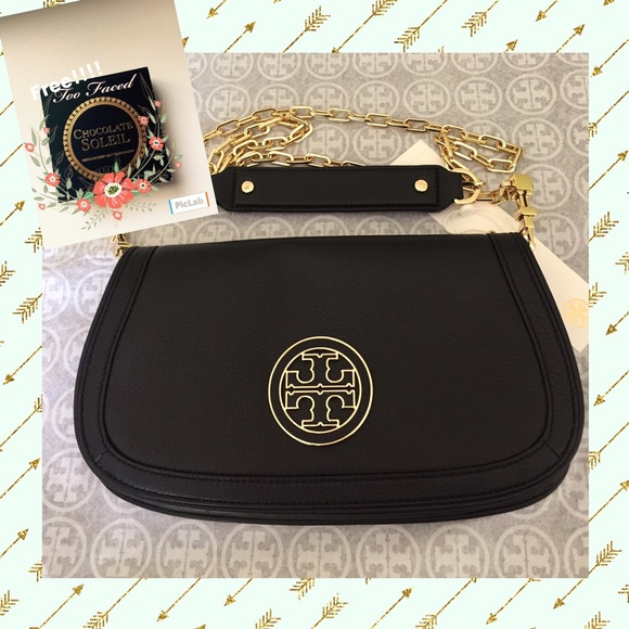 Tory Burch Handbags - Tory Burch Clutch/Crossbody Bag