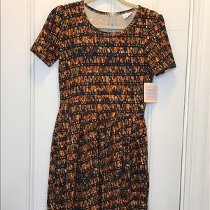 NWT. LuLaRoe Amelia.