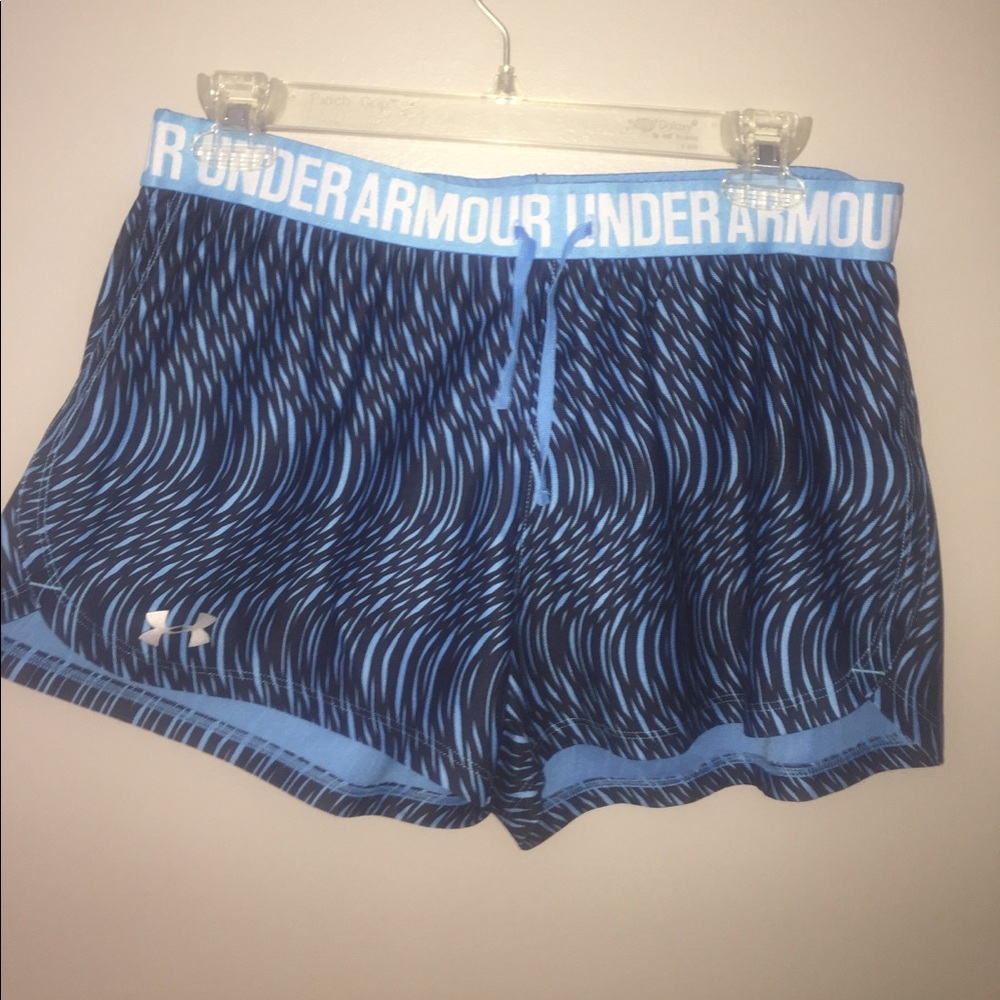 -SOLD- Women's Under Armour Shorts - Picture 1 of 1