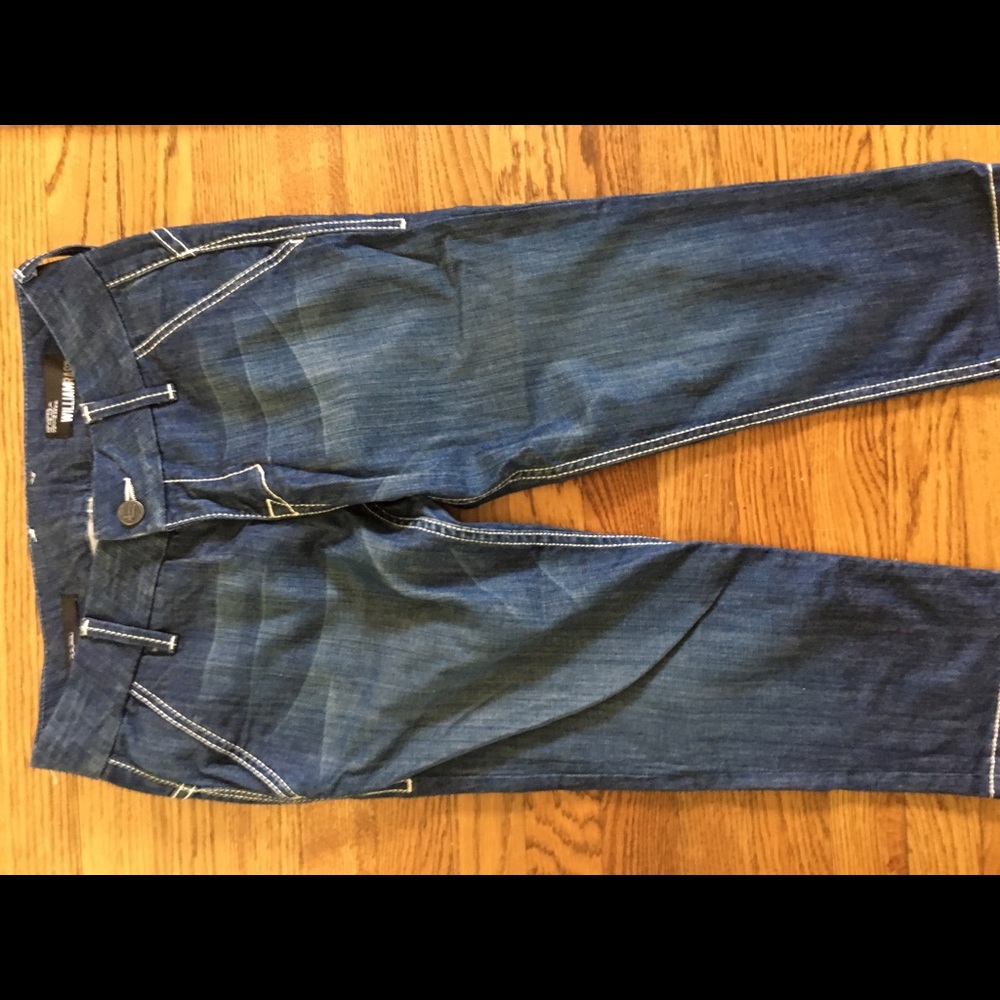 Designer Capri jeans