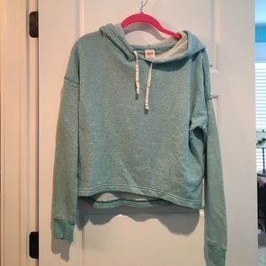 Junior's crop hoodie