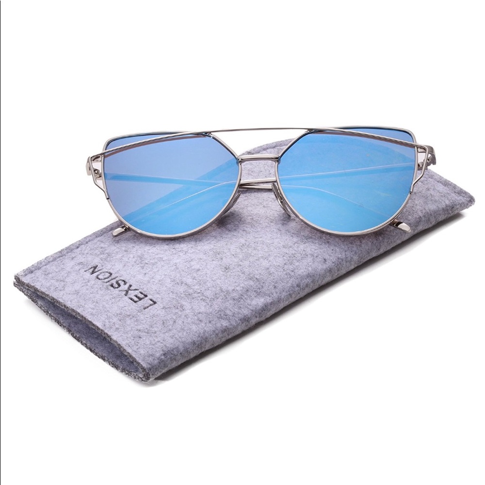 ✳️NWT✳️LEXSION Silver/Blue Cat Eye Sunglasses