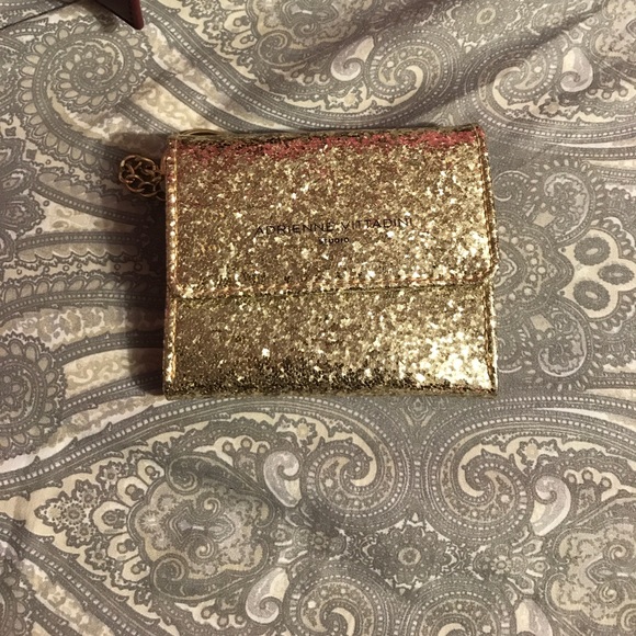 Wallet - Picture 1 of 2