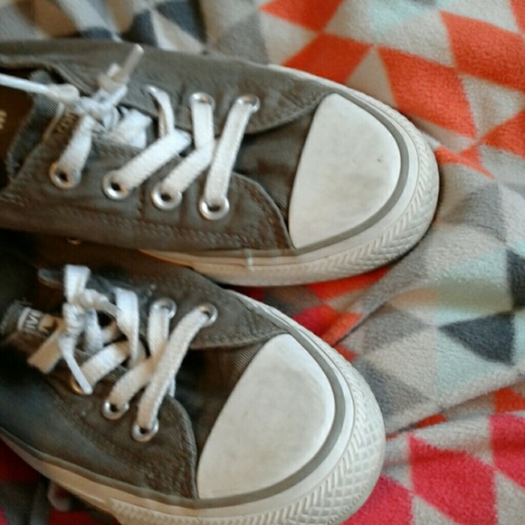Gray converse size 6 - Picture 2 of 3
