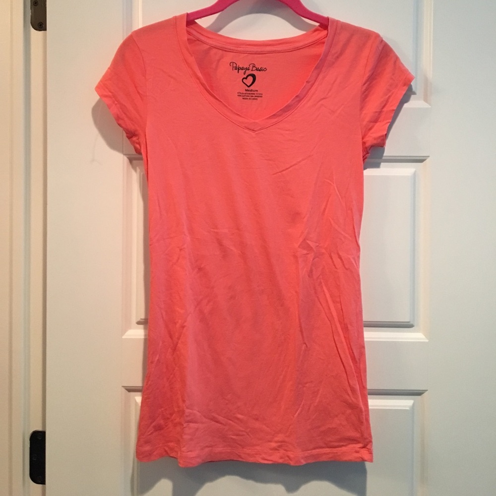 Women's v-neck tee