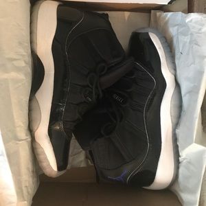 2016 Jordan Space Jam 11's