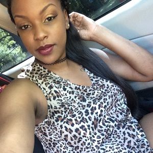 Meet your Posher, Deandrea