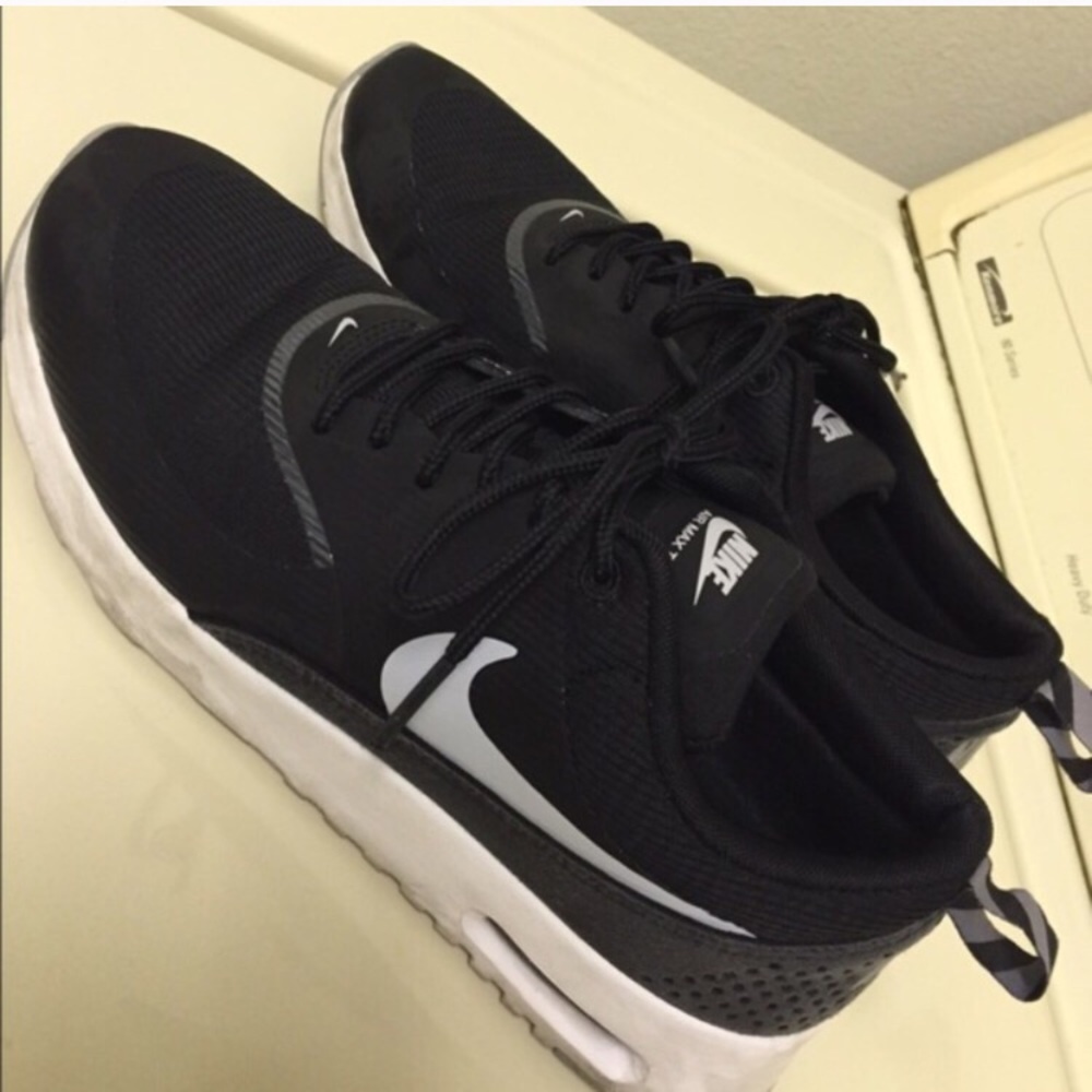 Women's NIKE Air Max Thea 😻😻