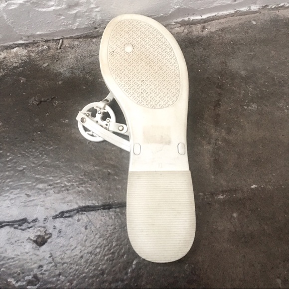 Tory Burch White Jelly Flip Flops! - Picture 5 of 5