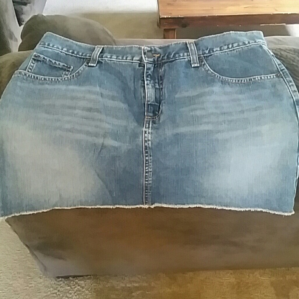 American Eagle size 14 denim skirt