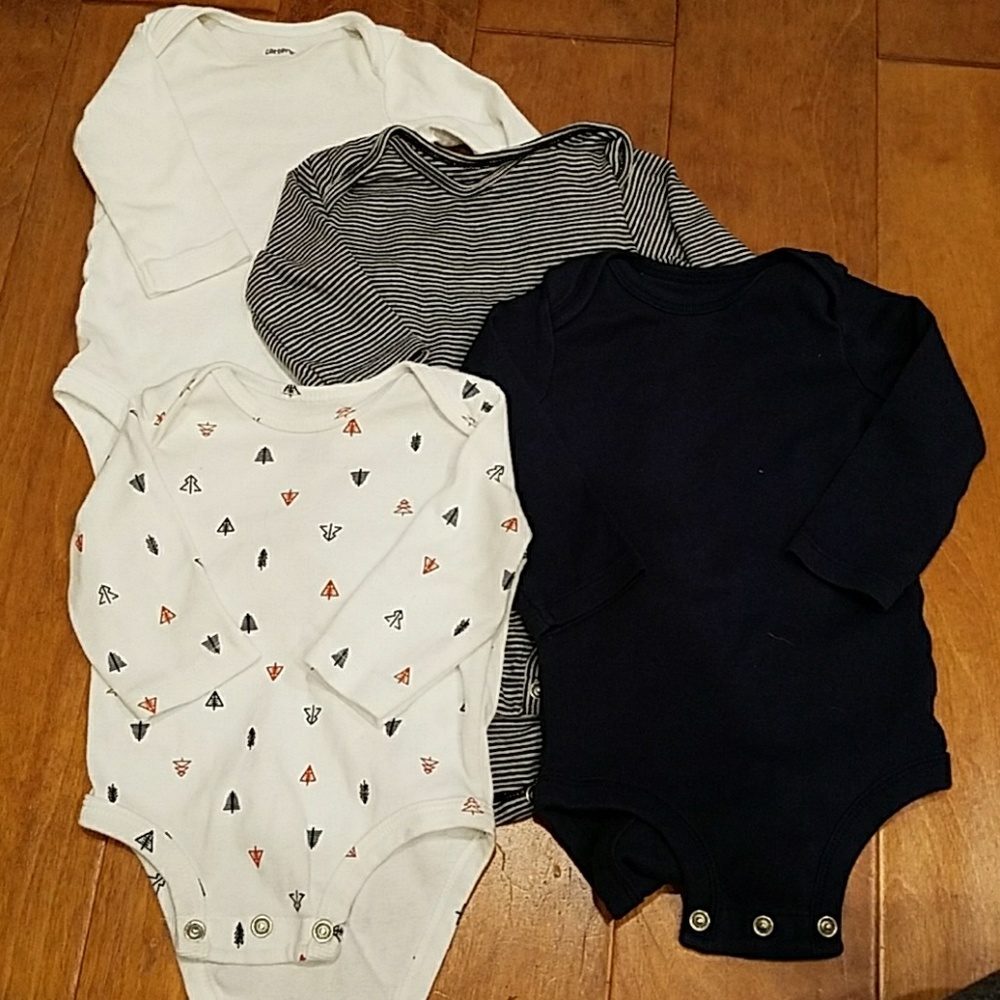 4 baby onsies (assorted)
