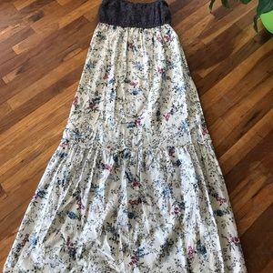 Fun and flirty maxi dress
