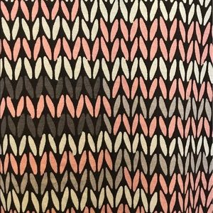 NWOT. LuLaRoe Classic Tee.