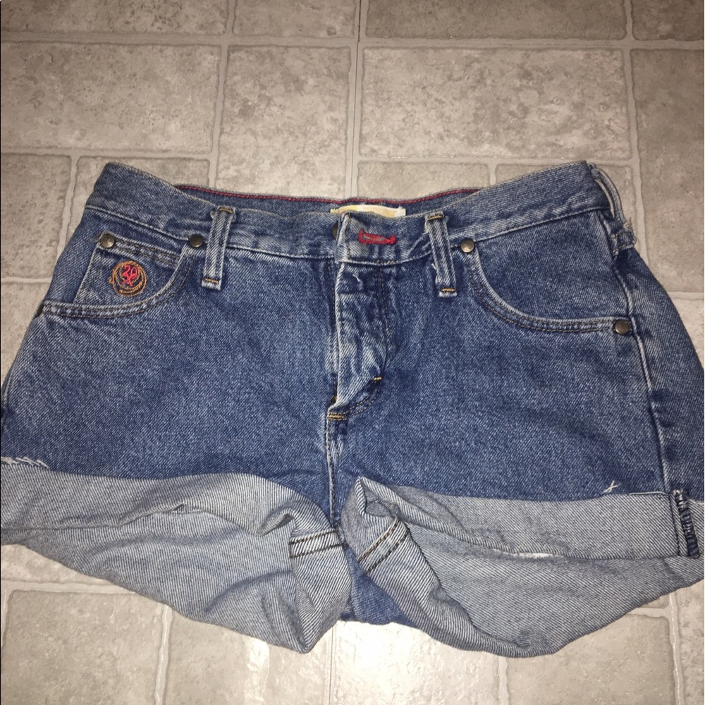 Denim cut off, Cuffed shorts