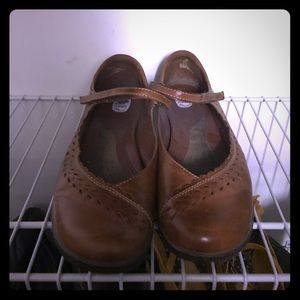 Medium Brown leather Mary Janes