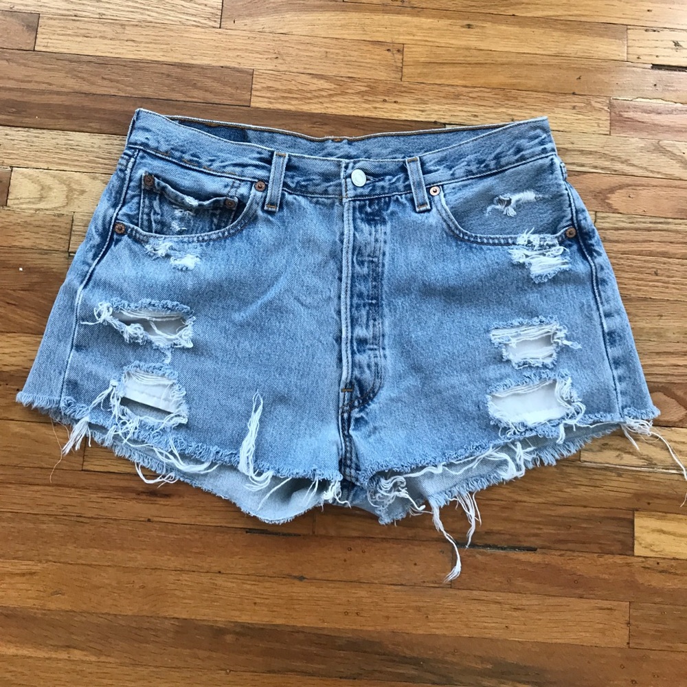 Levi's wedgie fit distressed shorts