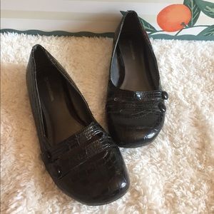 Naturalizer Black Patent MaryJane's size 9 1/2