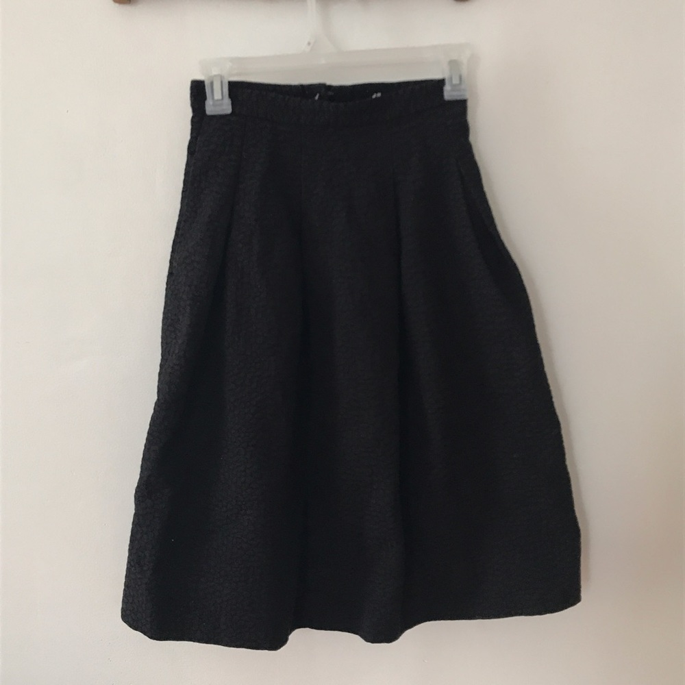 Black H&M Midi Skirt with Pockets