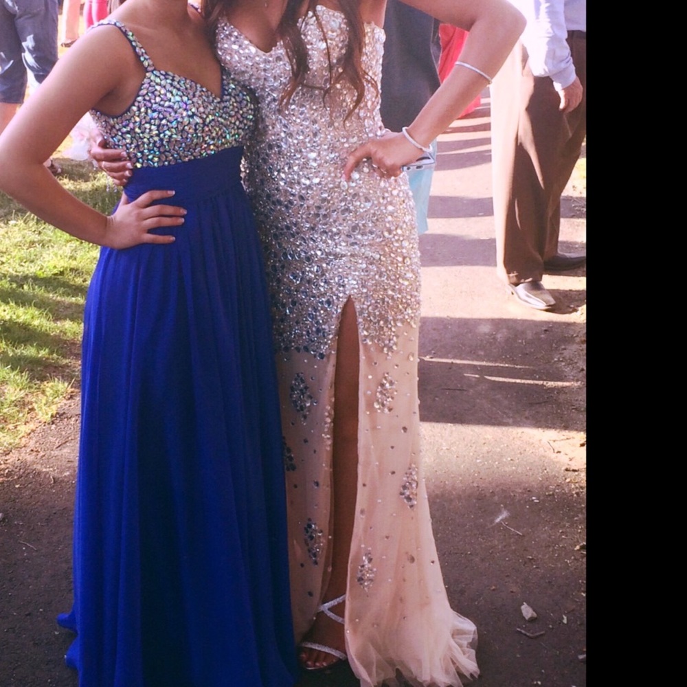 Prom Dress!! - Picture 3 of 3