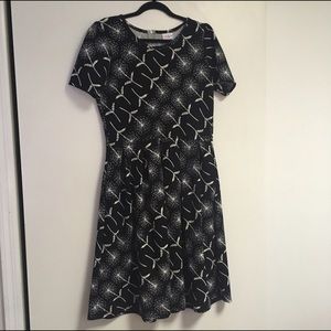 LuLaRoe Dandelion Amelia