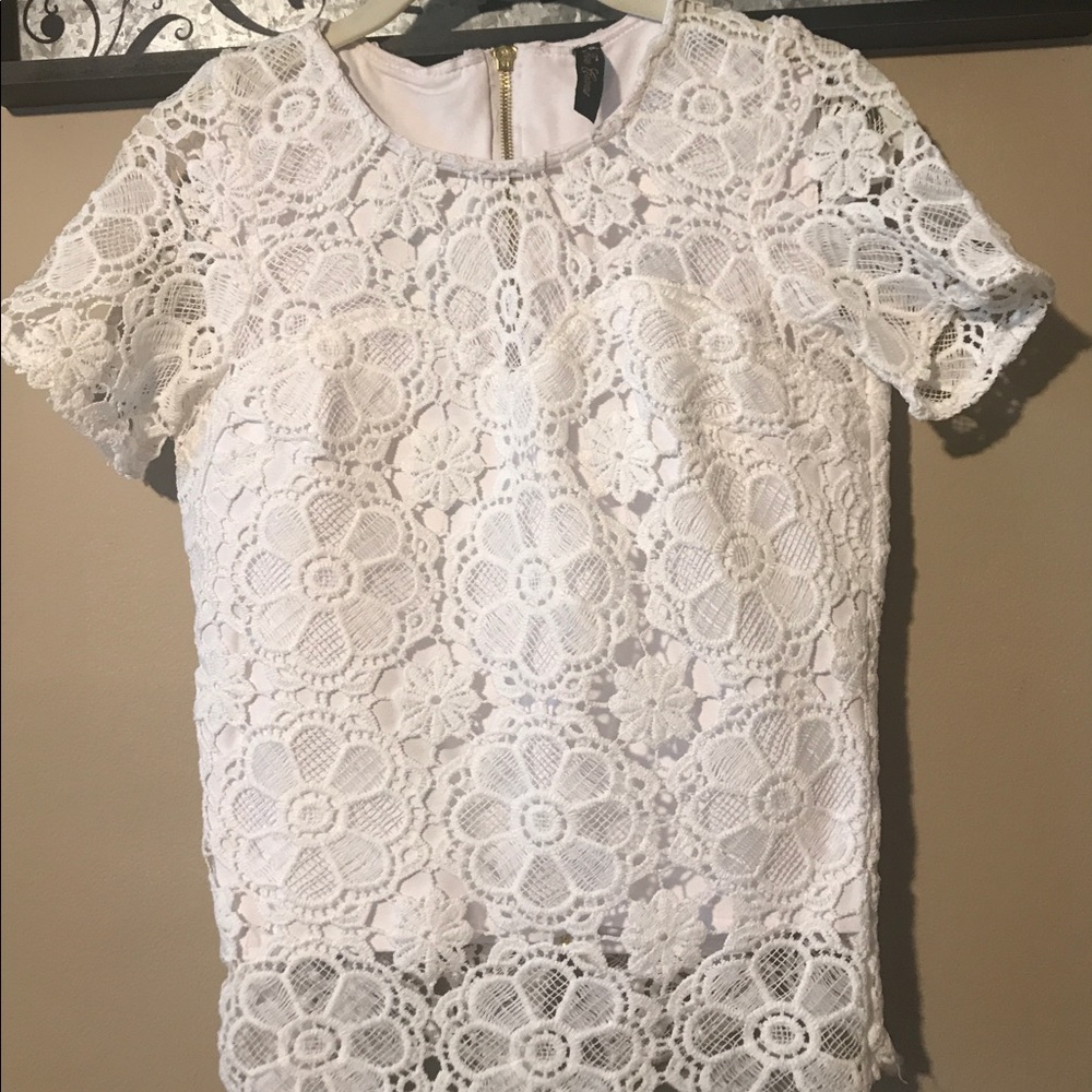 White lace top with zipper in the back!!