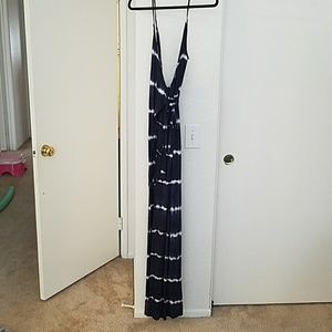 4Si3nna Strappy navy blue and white dress.