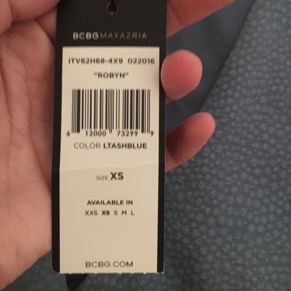 BNWT BCBG Long Sleeve Asymetrical Dress "Robyn" - Picture 4 of 6