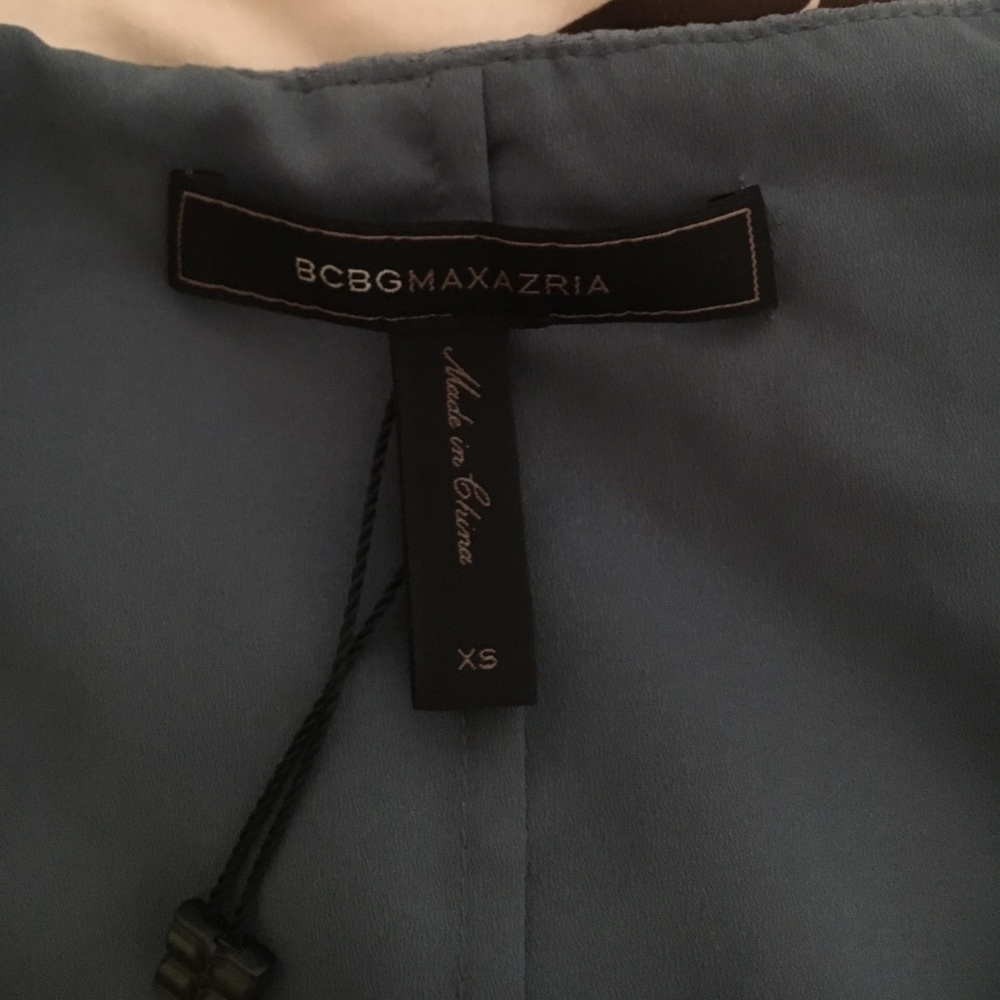 BNWT BCBG Long Sleeve Asymetrical Dress "Robyn" - Picture 5 of 6
