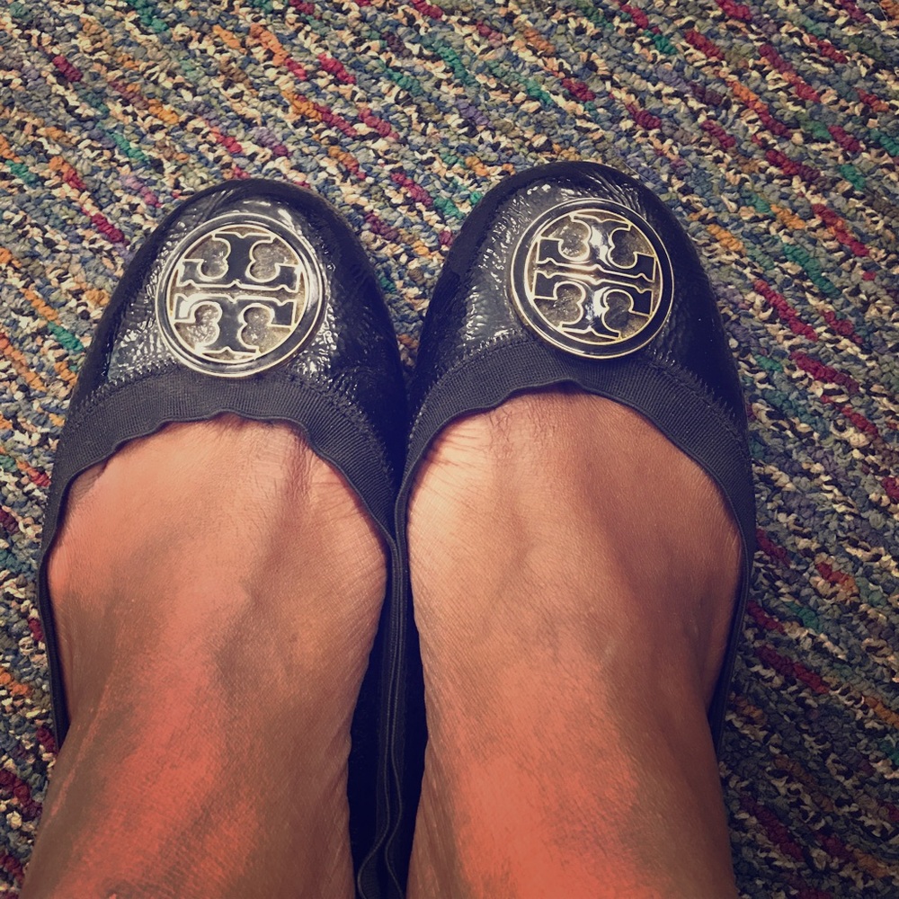 ***AUTHENTIC*** Tory Burch flats 8.5