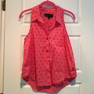 Junior's button down tank