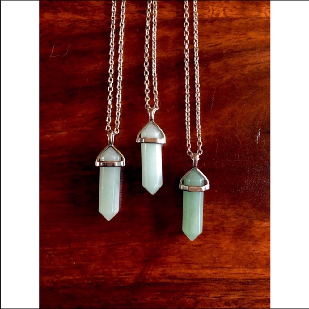 Jade Pendant Necklace 💚
