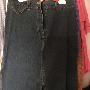 Jean skirt 22in long