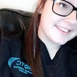 Meet your Posher, Carolyn